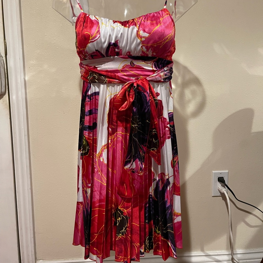 Taboo Floral Dress size 3/4